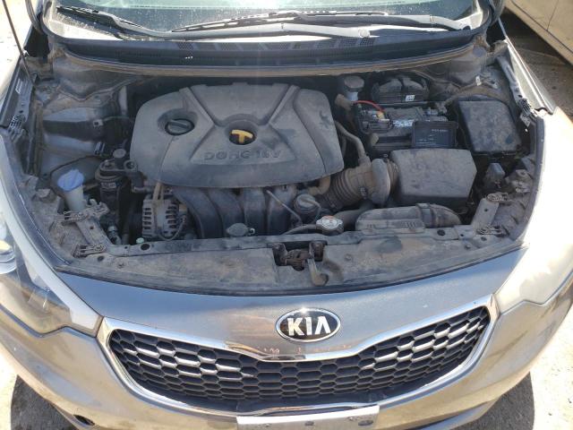 KNAFK4A61F5315963 KIA FORTE LX