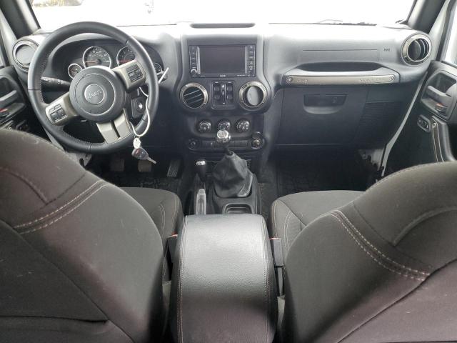 1C4BJWDG1JL938864 Jeep Wrangler Unlimited Sport