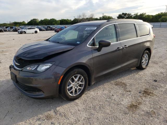 2020 Chrysler Voyager 