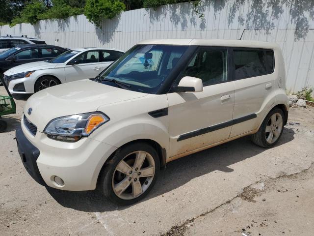 2010 Kia Soul +