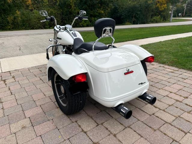 2019 HARLEY-DAVIDSON FLRT 1HD1MCP1XKB859482
