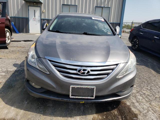 VIN: 5NPEC4AC0EH888675 Auction: COPART Lot: 49280443 Location: PA - CHAMBERSBURG 5NPEC4AC0EH888675 HYUNDAI SONATA 2014 SILVER Photo 5