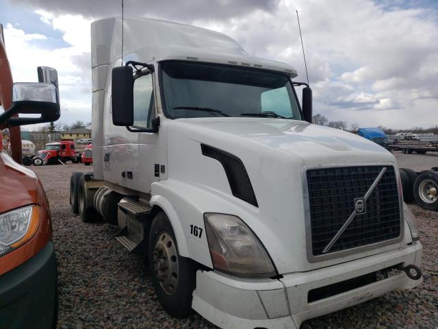 2012 Volvo VN VNL en venta en Avon, MN