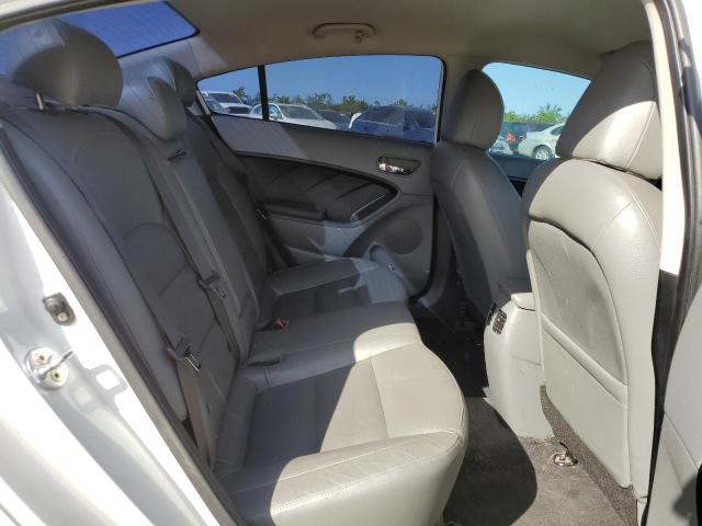 3KPFL4A85HE051073 KIA FORTE EX