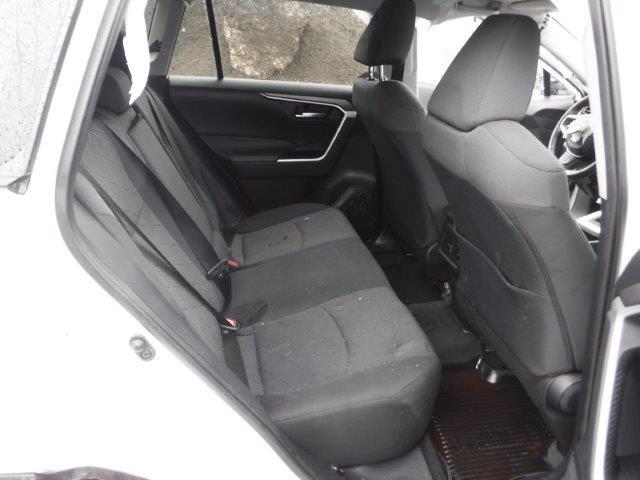 2021 TOYOTA RAV4 XLE - 2T3P1RFV4MW189000
