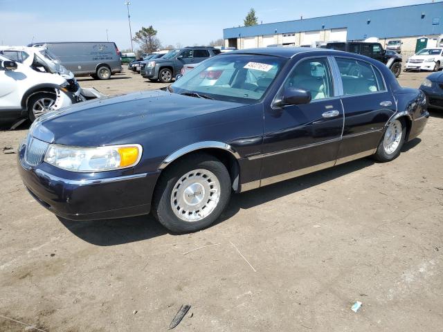 1999 Lincoln Town Car Executive