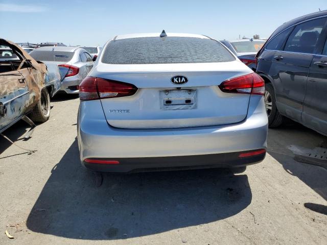 3KPFL4A79JE168720 KIA FORTE LX