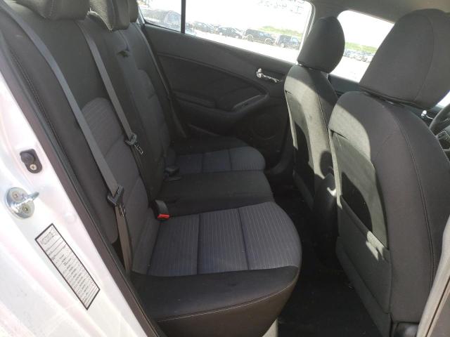 KNAFX4A69G5590659 KIA FORTE LX