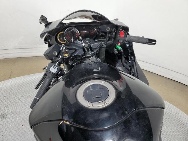 2023 SUZUKI GSX1300 RR - JS1EJ11B0P7100510