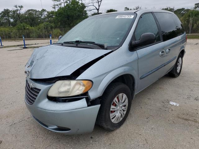 2004 Chrysler Town & Country 