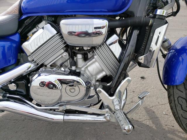 2003 HONDA VF750 C JH2RC43063M900133