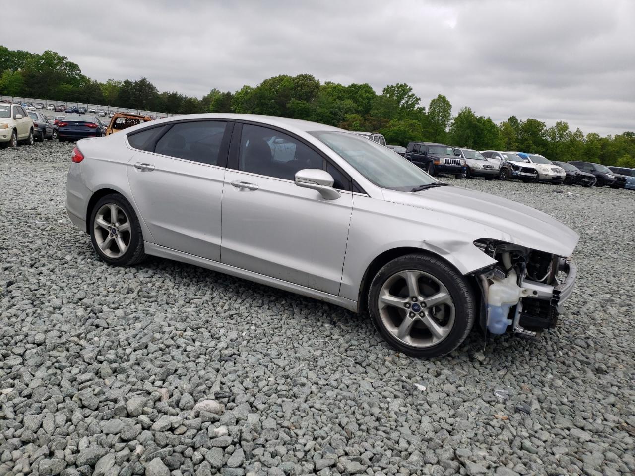 3FA6P0HD5ER386165 2014 Ford Fusion Se