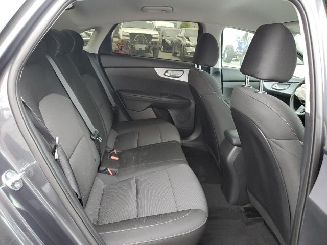 3KPF24AD6PE528656 KIA FORTE LX