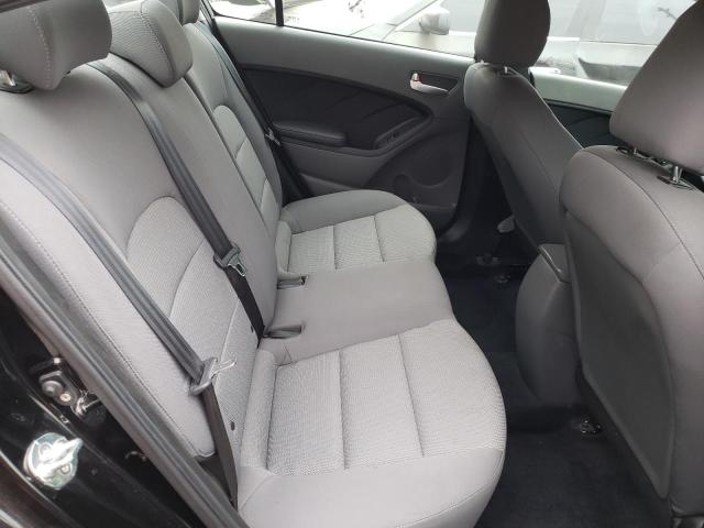 3KPFK4A74JE226610 KIA FORTE LX