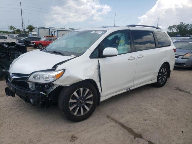 2018 Toyota Sienna XLE