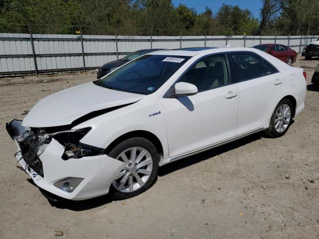 2014 Toyota Camry Hybrid 