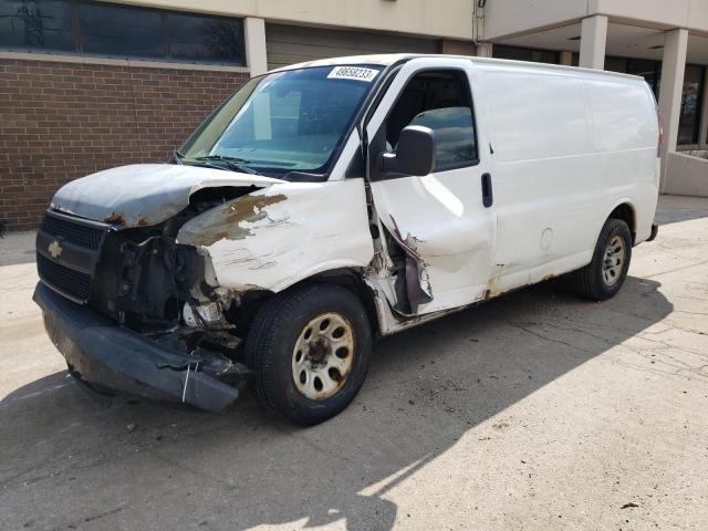 Salvage cars for sale from Copart Wheeling, IL: 2009 Chevrolet Express G1500