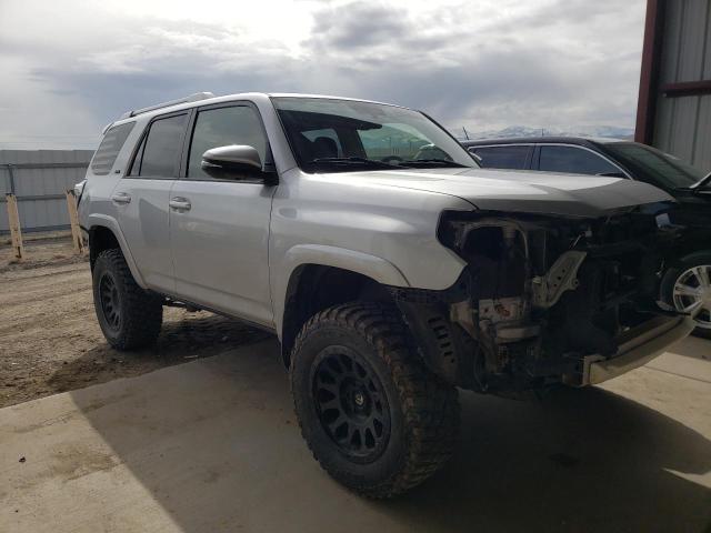 2017 TOYOTA 4RUNNER SR - JTEBU5JR6H5465979