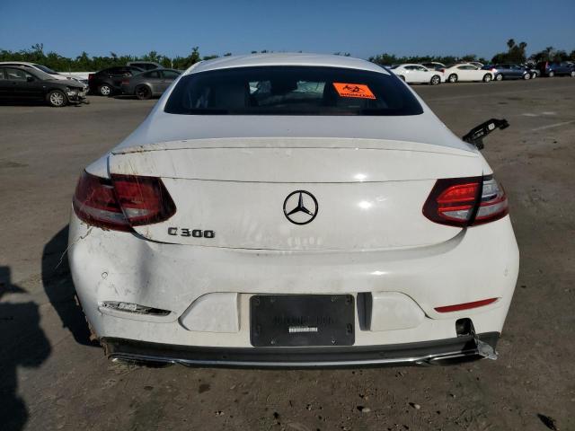 WDDWJ8DB9KF775386 Mercedes-Benz C 300