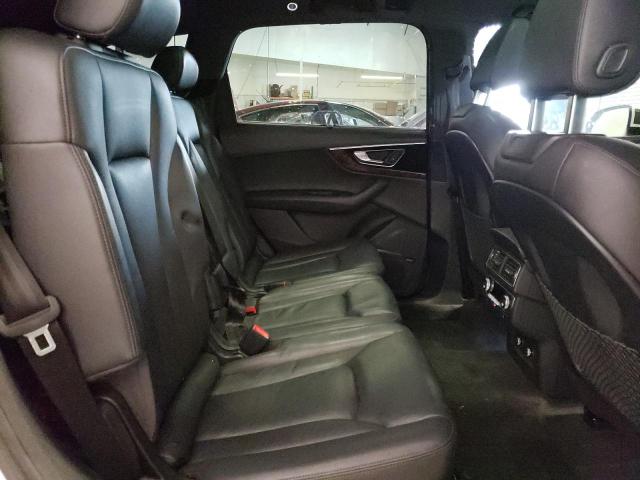 VIN WA1VAAF71JD032375 2018 Audi Q7, Prestige no.11