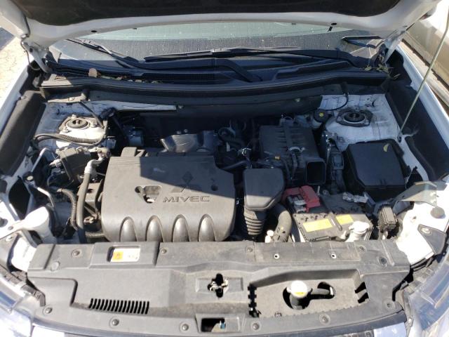 JA4AD2A3XLZ016181 Mitsubishi Outlander Es