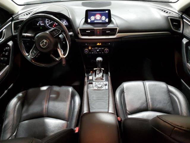 3MZBN1V39JM216105 Mazda 3 TOURING
