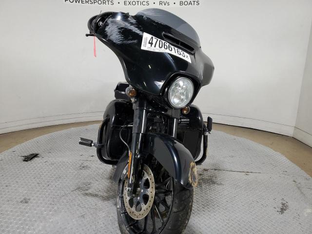 2018 HARLEY-DAVIDSON FLHXS STRE - 1HD1KRC13JB641865