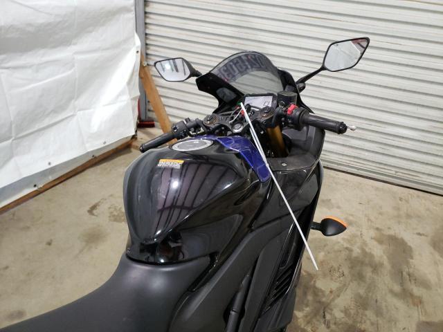 2021 YAMAHA YZFR3 A MH3RH18Y5MK005089
