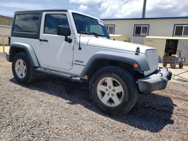 1C4GJWAG3GL153894 Jeep Wrangler Sport