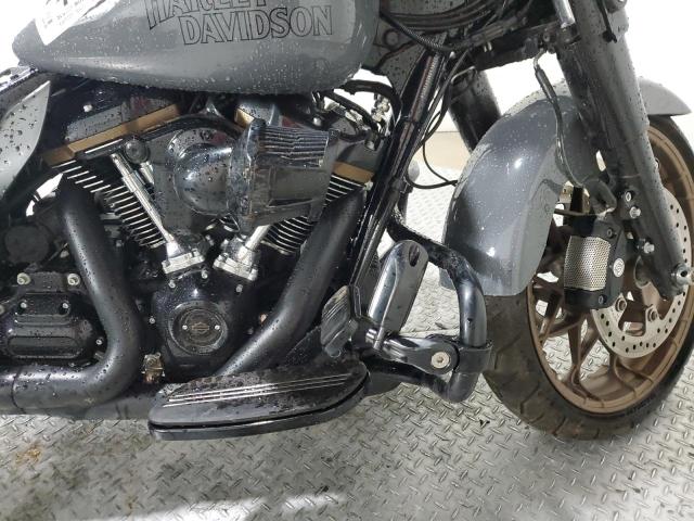 2022 HARLEY-DAVIDSON FLHXST - 1HD1ABL1XNB642026