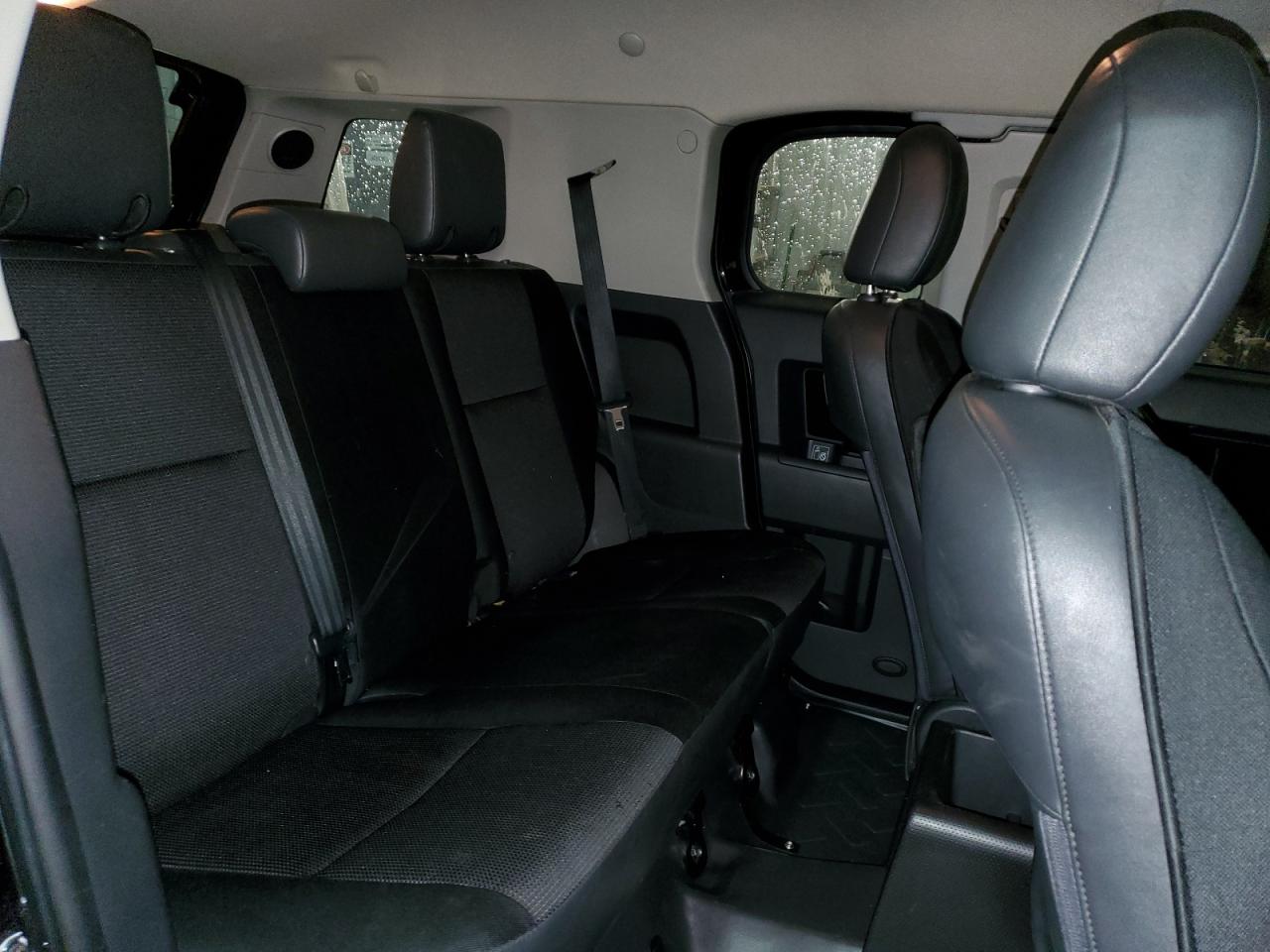 2012 Toyota Fj Cruiser vin: JTEBU4BF4CK116621