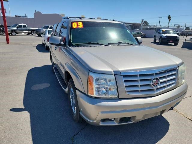 2003 Cadillac Escalade Luxury