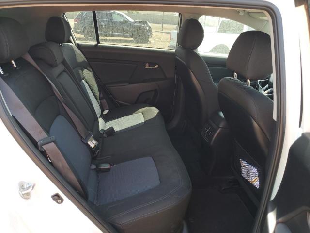 KNDPB3AC1F7693633 KIA Sportage Lx