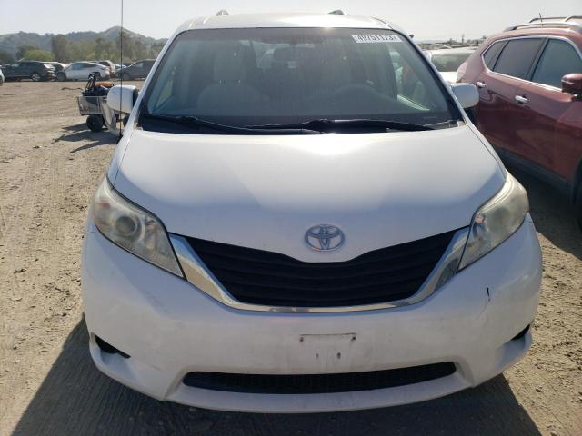 5TDKK3DC1ES500911 Toyota SIENNA LE