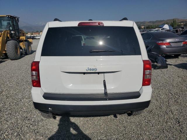 1C4NJPBA8GD582708 Jeep Patriot Sport