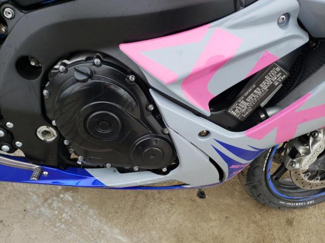 2015 SUZUKI GSX-R600 - JS1GN7FA7F2100628