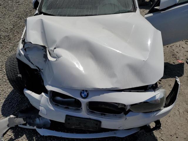 WBA8A3C59GK689895 BMW 320 XI
