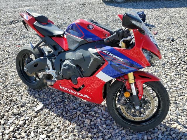 2022 HONDA CBR1000 RR - JH2SC7715NK500228