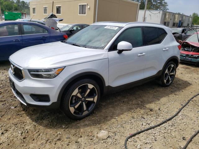 2020 Volvo XC40 