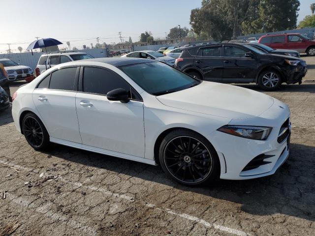 WDD3G4EB6KW009530 Mercedes-Benz A 220