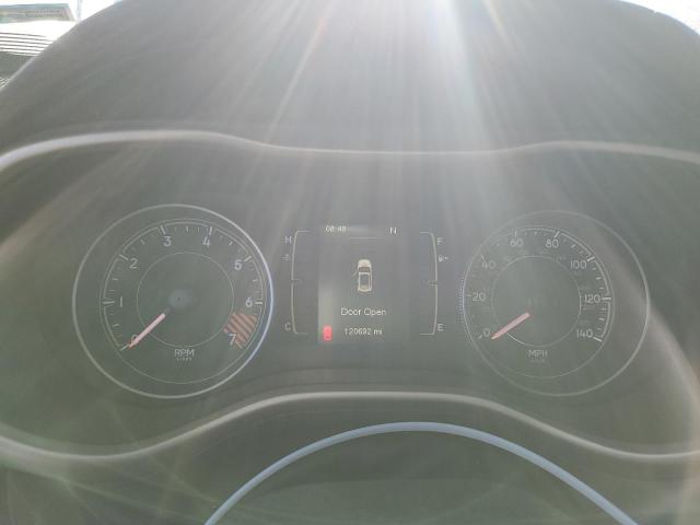 1C4PJMCB6EW137464 Jeep Cherokee Latitude