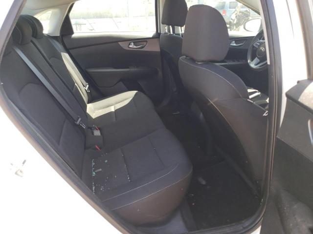 3KPF24AD5KE093430 KIA FORTE FE