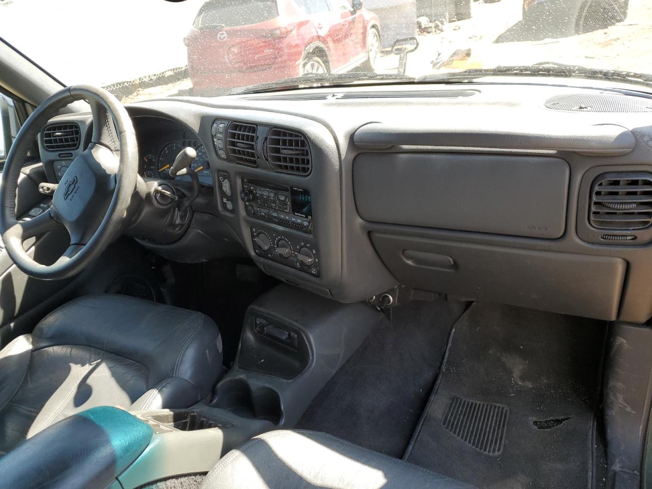 1GNDT13W6X2107378 1999 Chevrolet Blazer