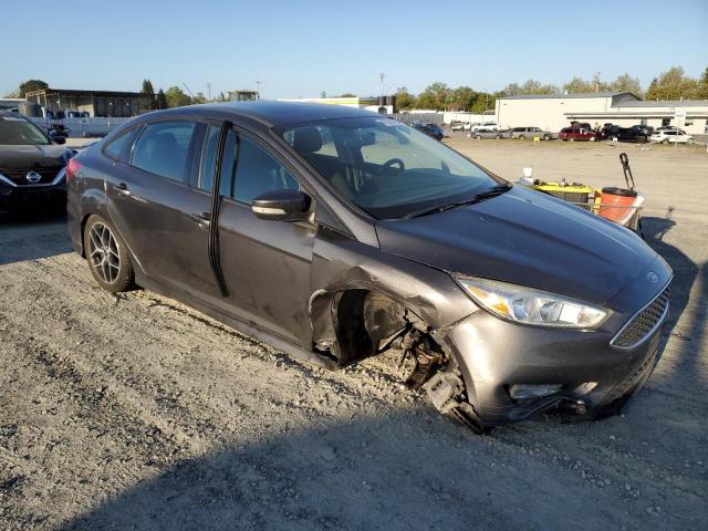 1FADP3F20FL221053 Ford FOCUS SE