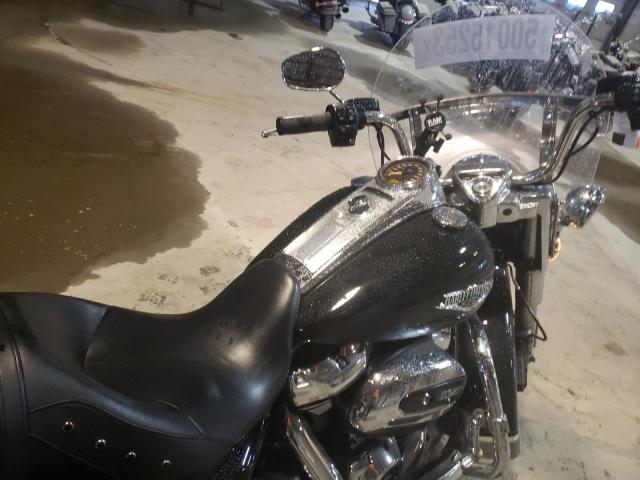 2019 HARLEY-DAVIDSON FLHR - 1HD1FBC1XKB663505