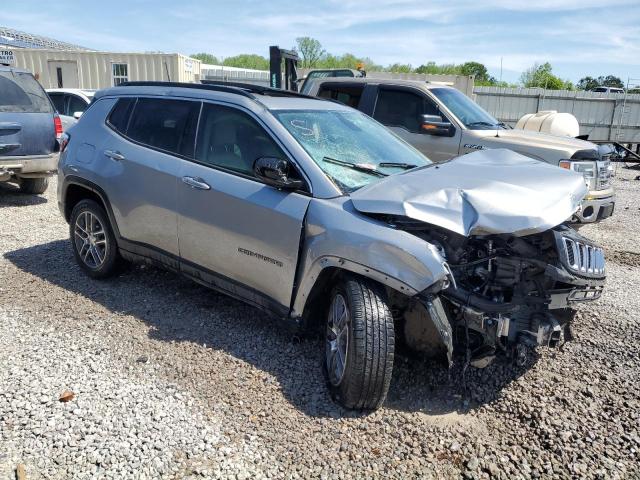 3C4NJCBB4KT833132 Jeep Compass Latitude