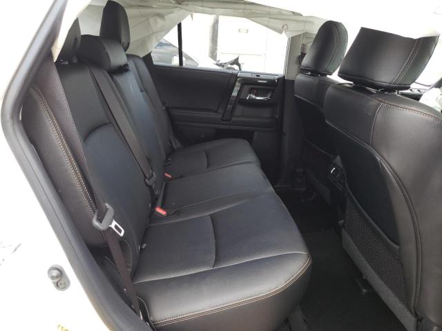 2023 TOYOTA 4RUNNER SE JTEUU5JR2P6127285