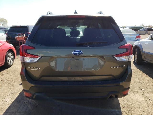 JF2SKAEC8NH437573 Subaru Forester Premium