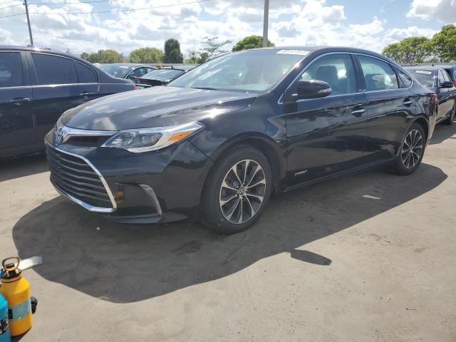 2016 Toyota Avalon Hybrid 