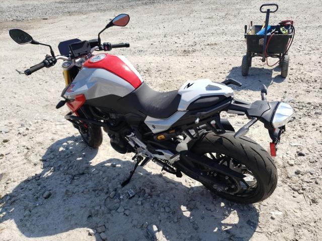 2021 BMW F 900 R WB10K1300M6E36586